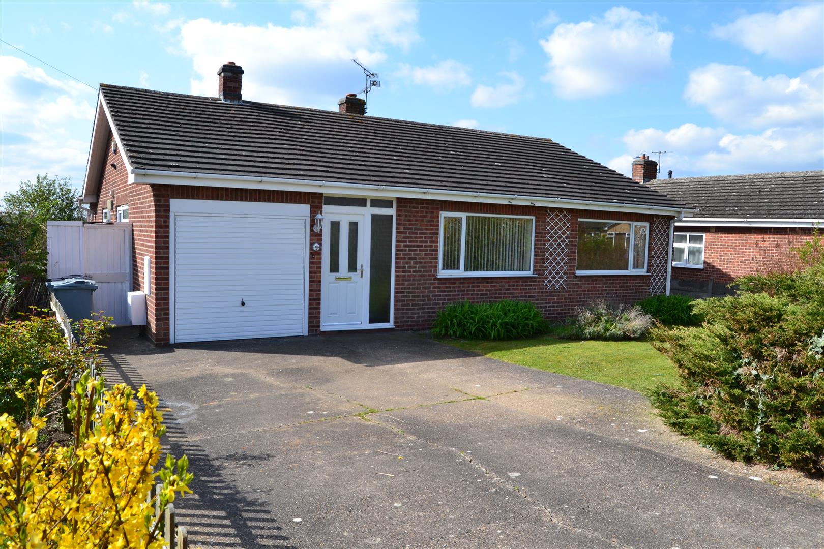 3 bedroom property in Long Bennington